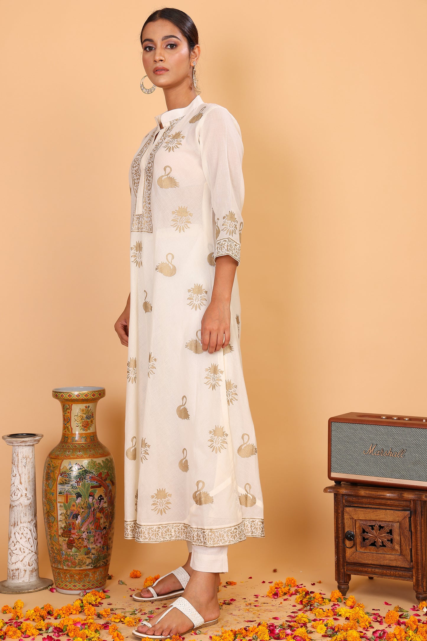 Off white kurta with hand block print in golden