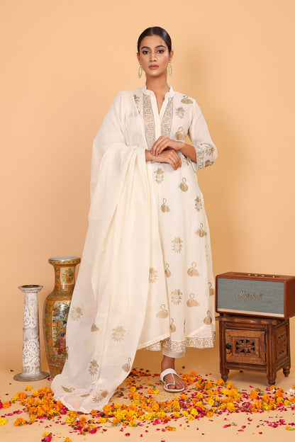 Off white kurta with hand block print in golden