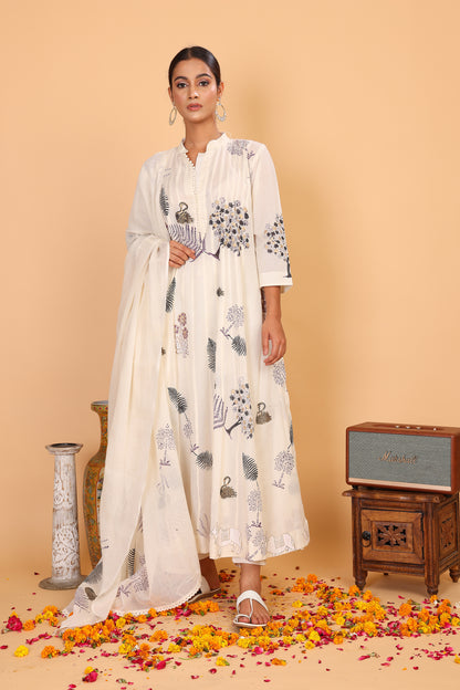 Kalidaar off white kurta with hand block print