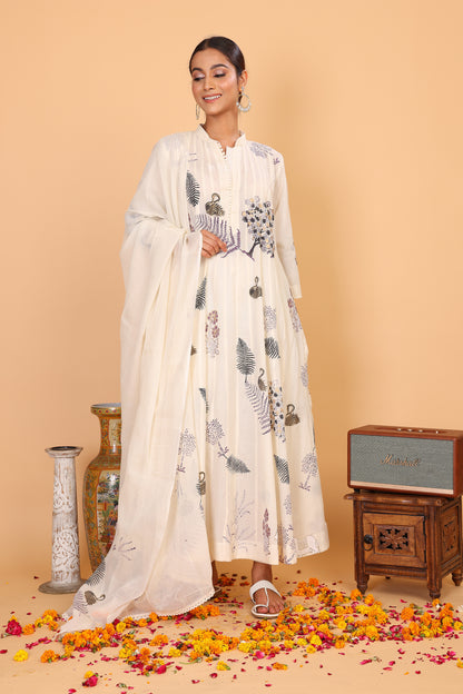 Kalidaar off white kurta with hand block print