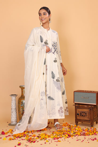 Kalidaar off white kurta with hand block print