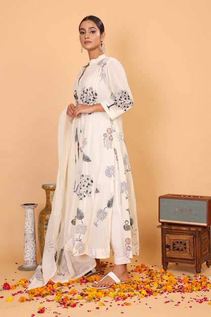 Kalidaar off white kurta with hand block print