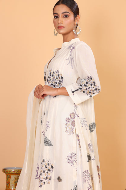 Kalidaar off white kurta with hand block print