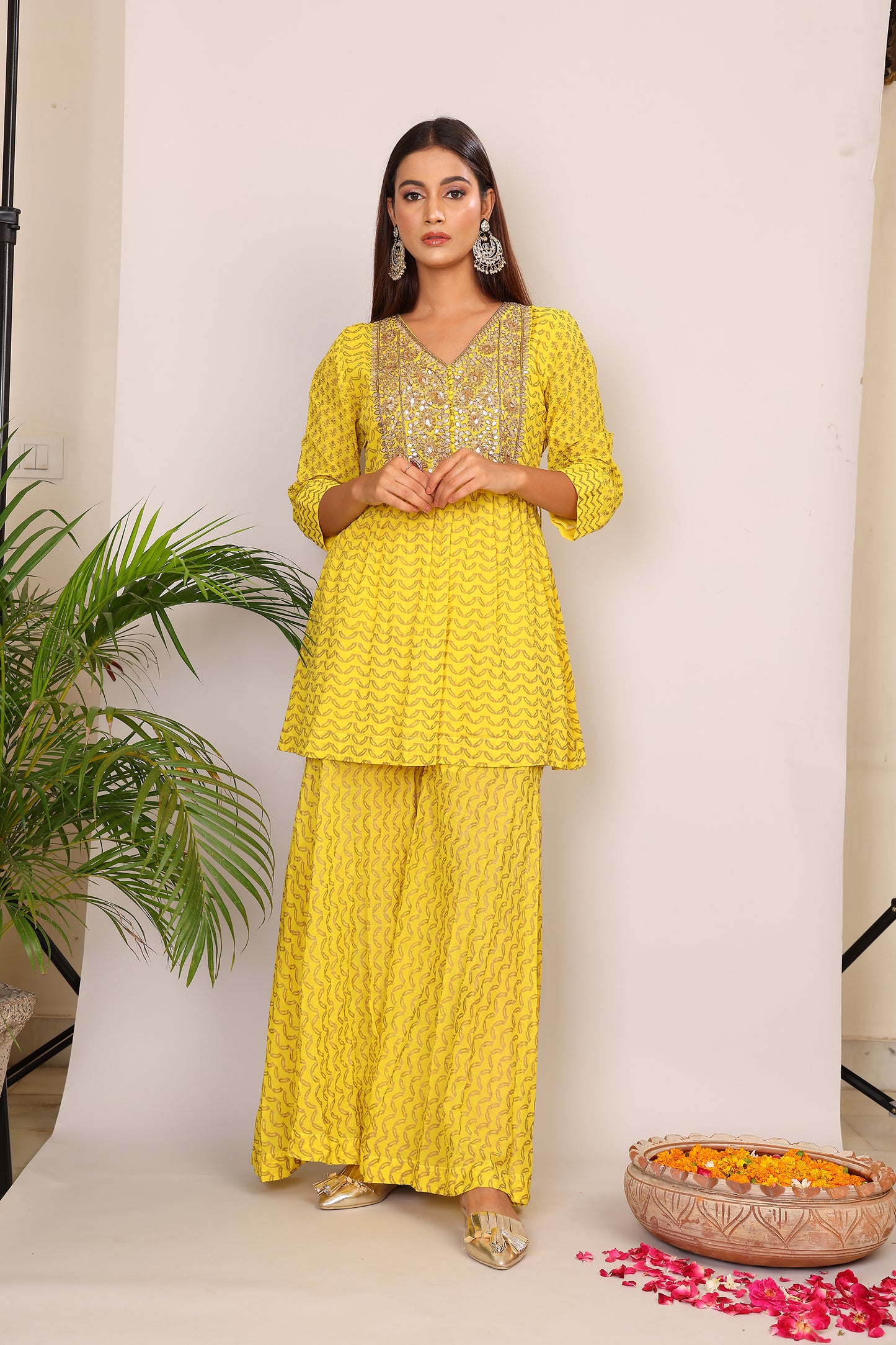 Yellow co-ord with kundan embroidery