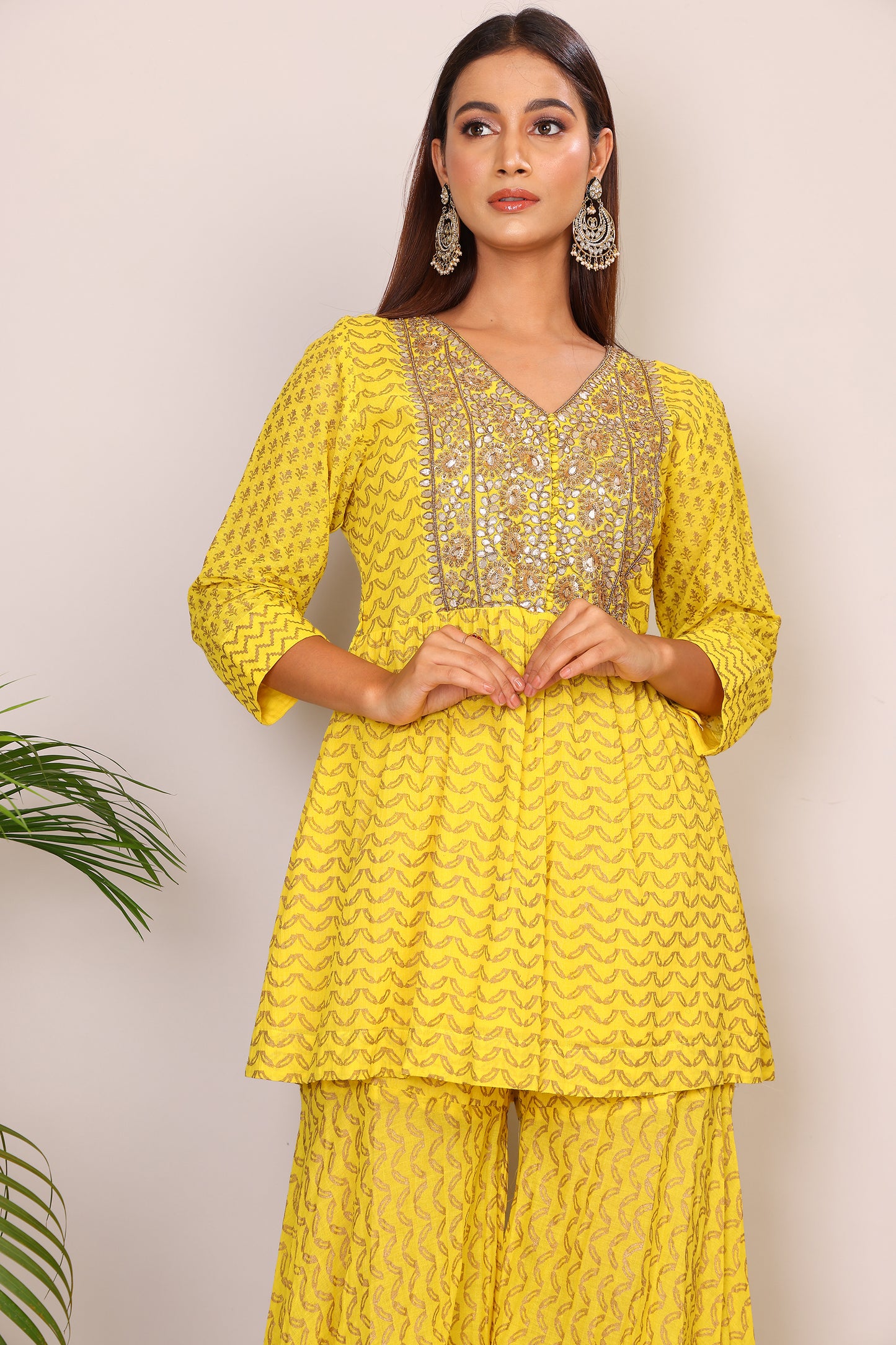 Yellow co-ord with kundan embroidery