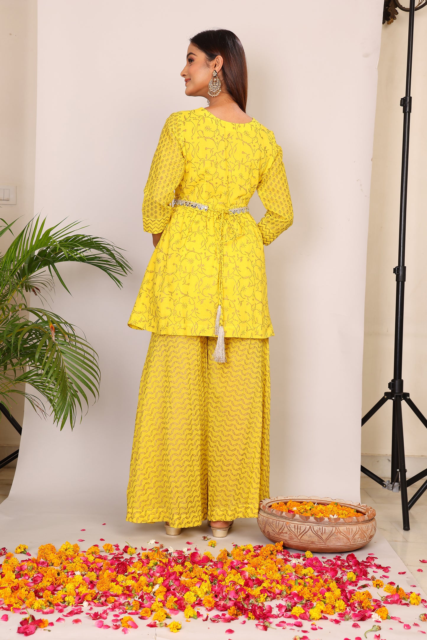 Yellow hand block co-ord with belt embroidery