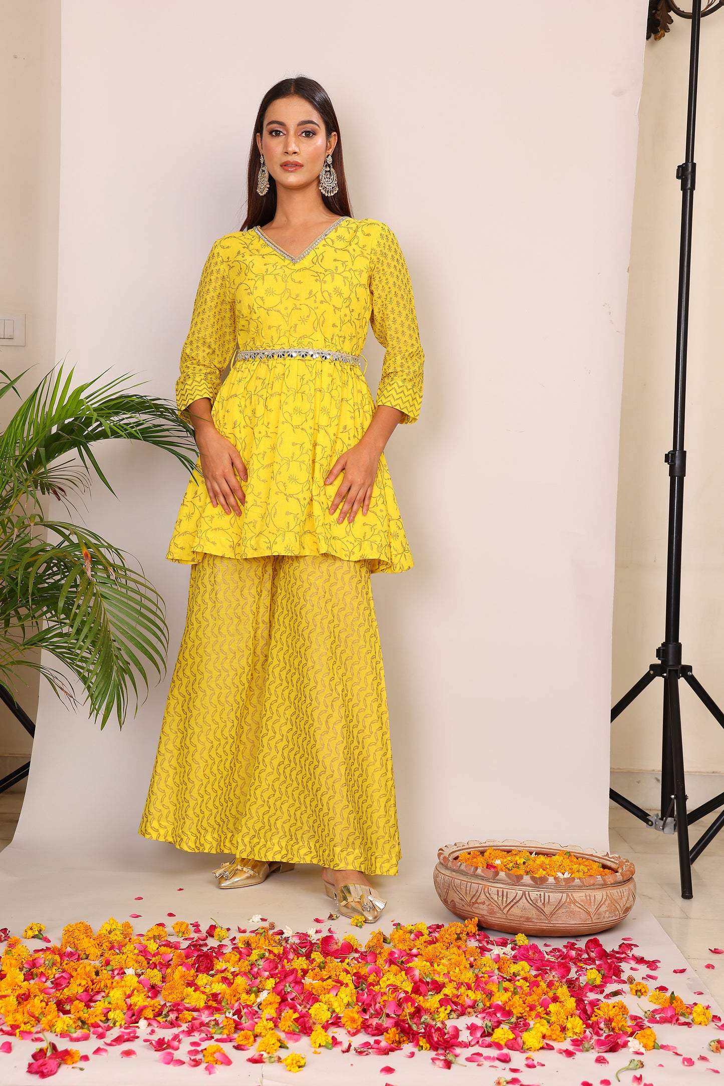 Yellow hand block co-ord with belt embroidery