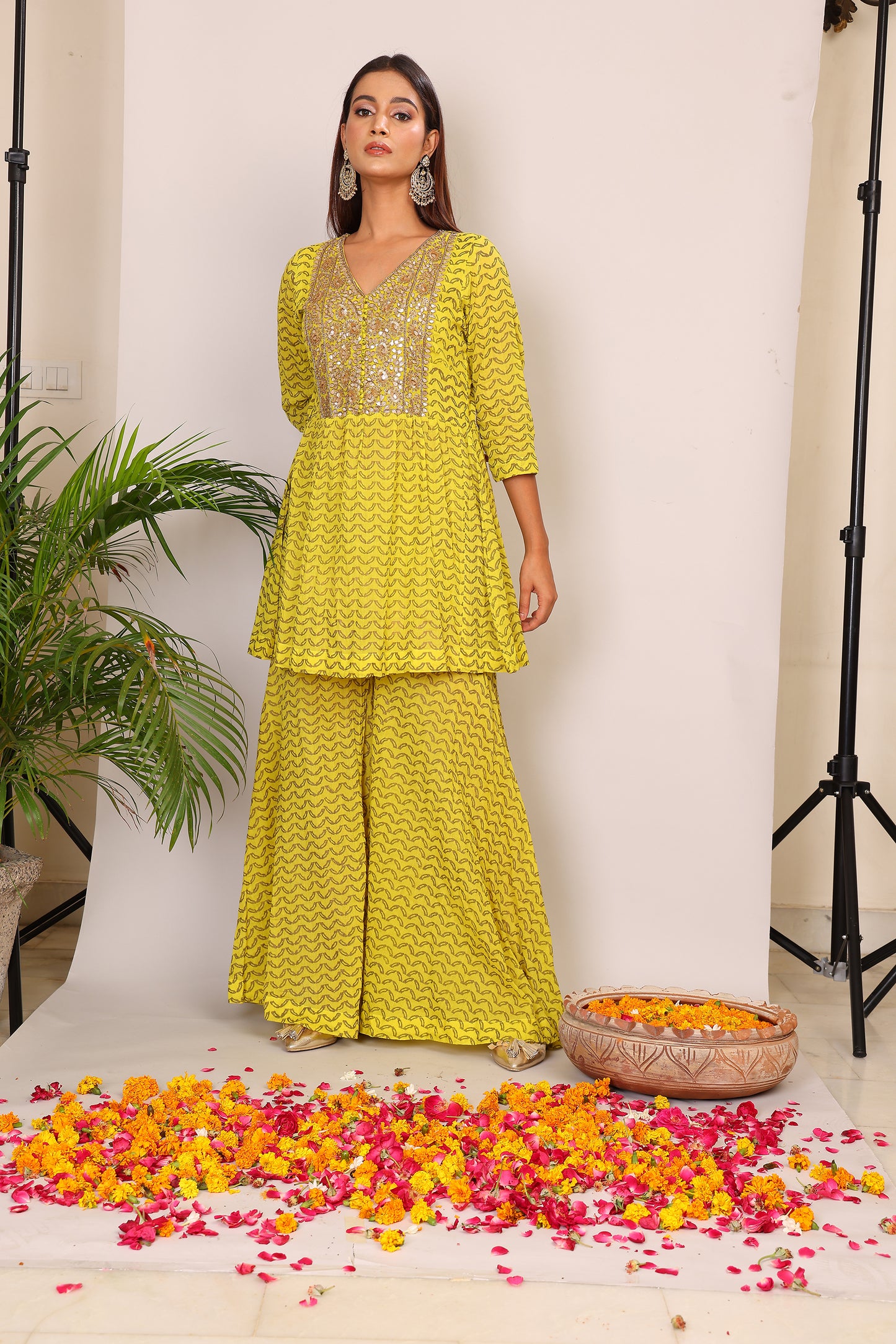 Lime hand block co-ord with Kundan embroidery