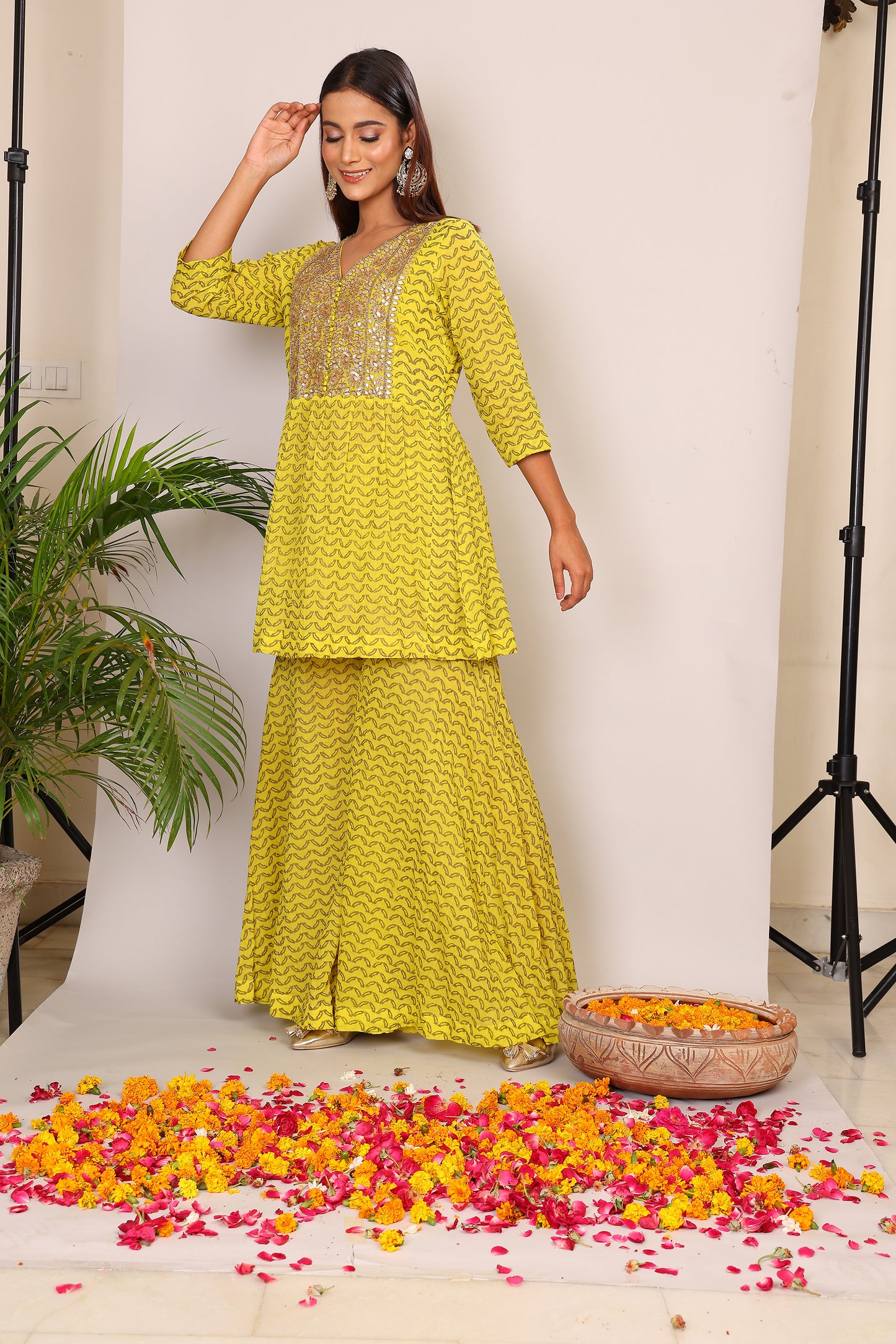 Lime hand block co-ord with Kundan embroidery