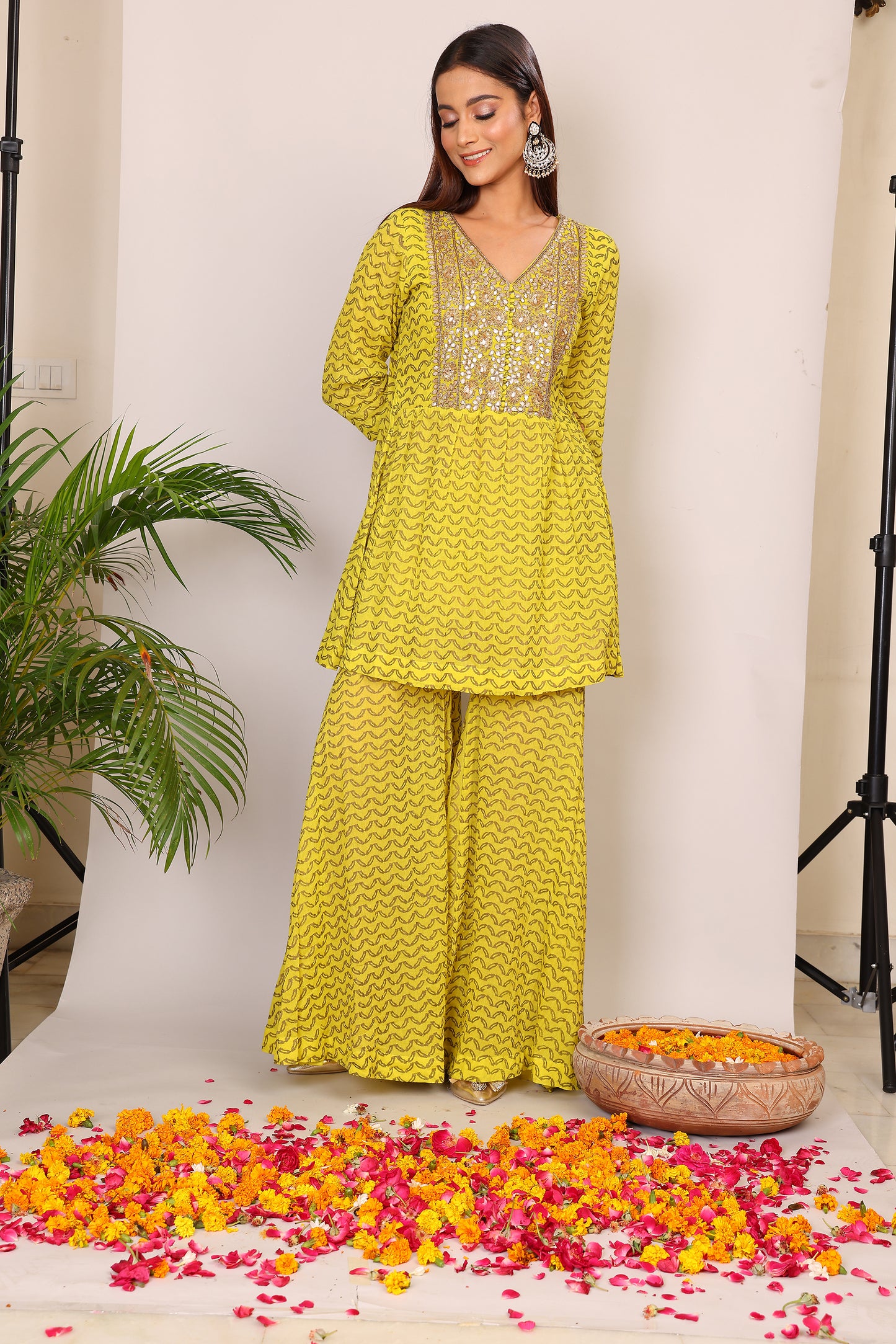 Lime hand block co-ord with Kundan embroidery