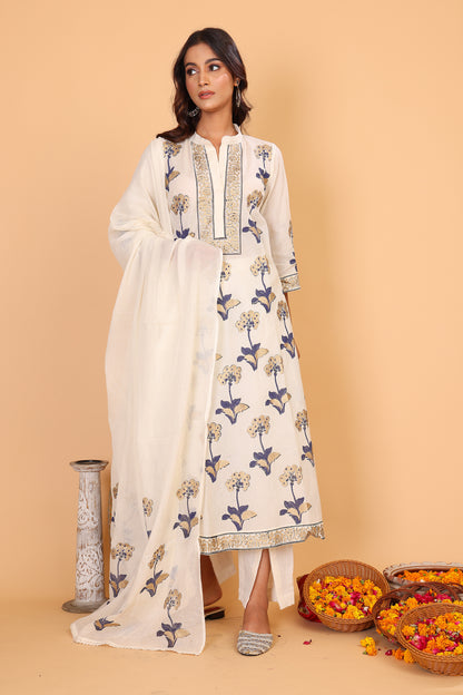 Off white kurta with golden khadi block print with dupatta and pants