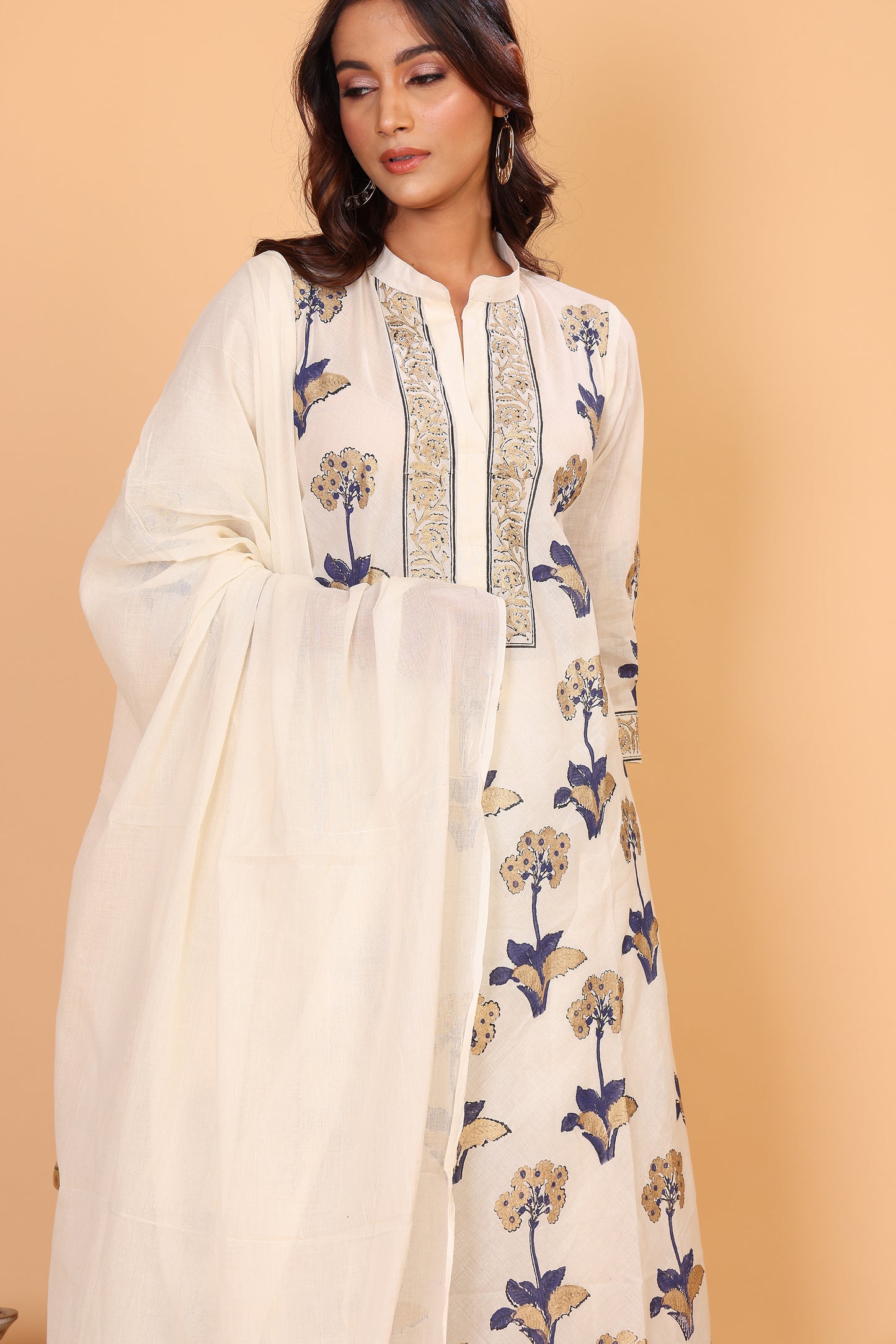 Off white kurta with golden khadi block print with dupatta and pants