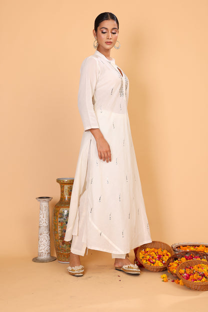 Off white kurta anarkali with mirror embroidery neckline with pants