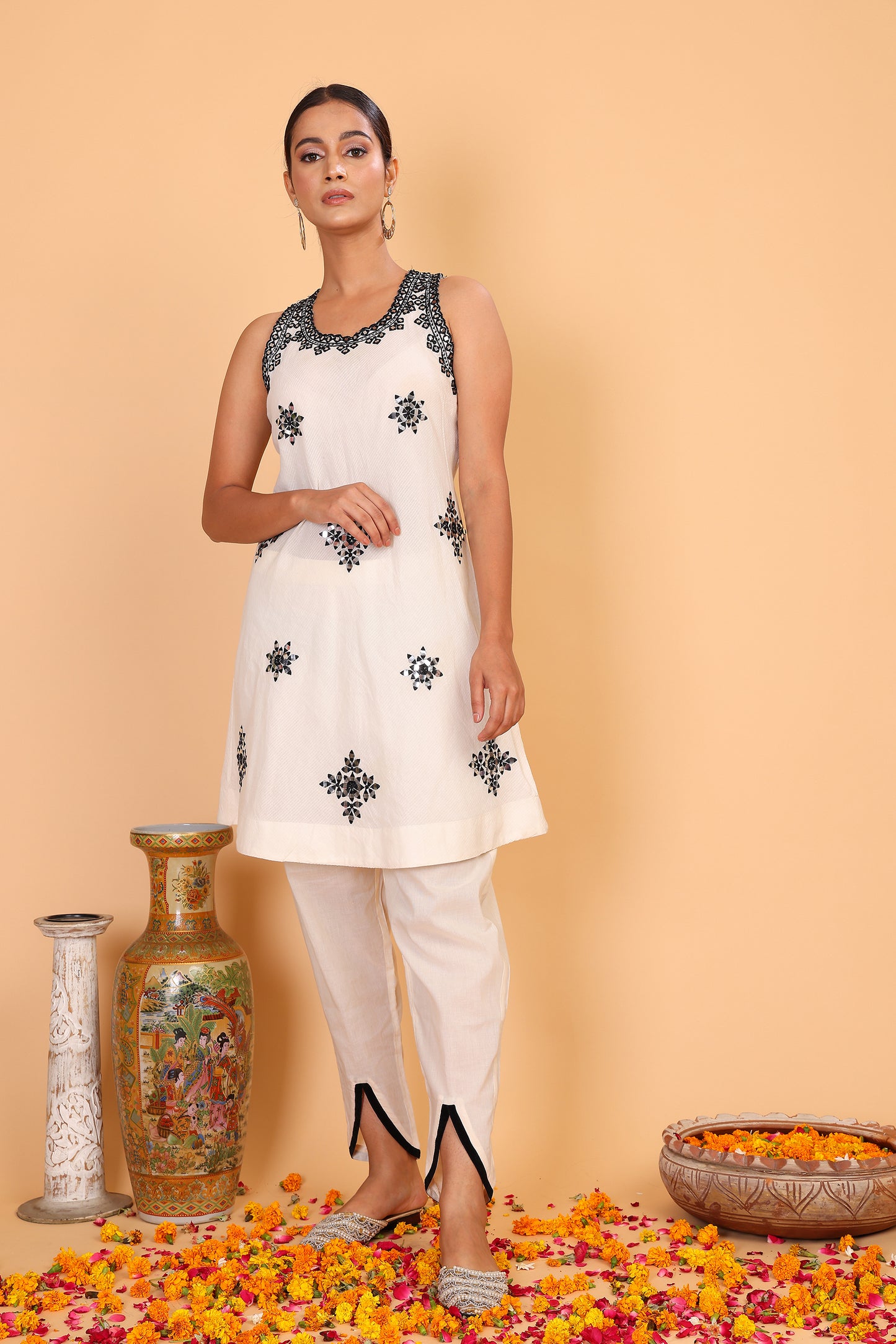 Ivory kurta with black embroidery with mirror embroidery