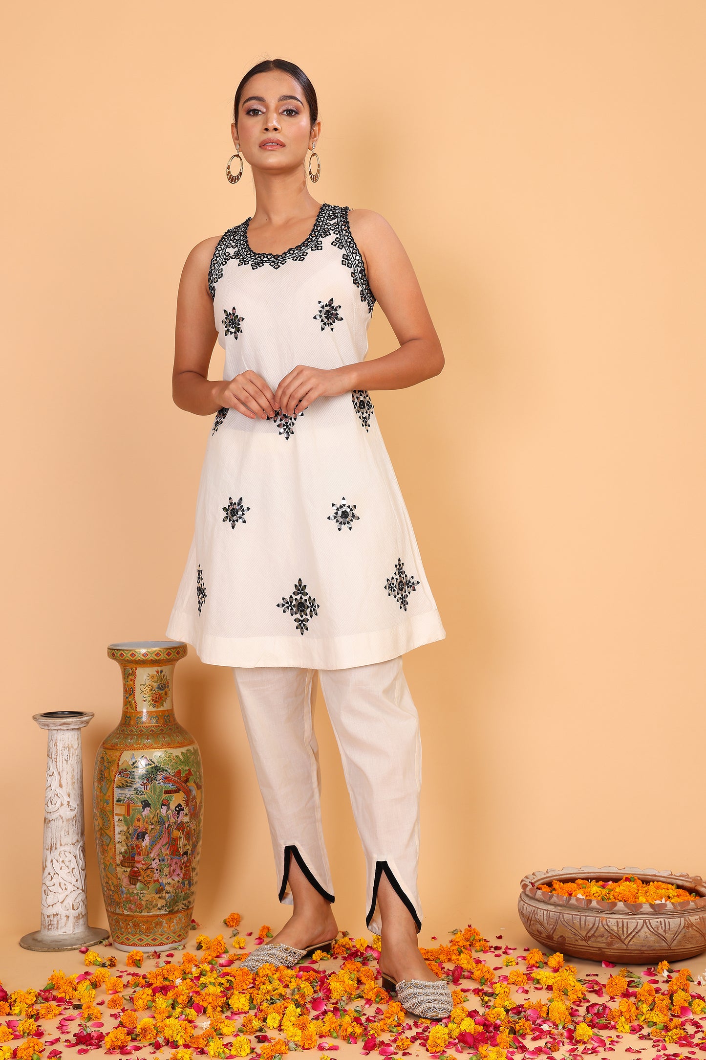 Ivory kurta with black embroidery with mirror embroidery