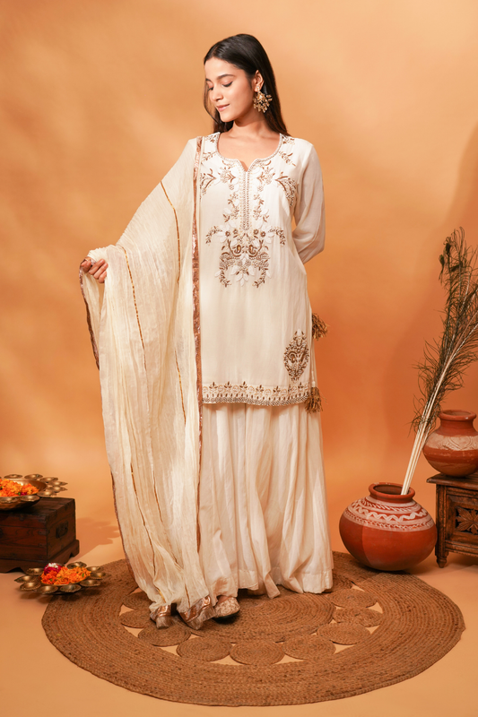 Ivory kurta with flared Pants