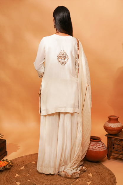 Ivory kurta with flared Pants