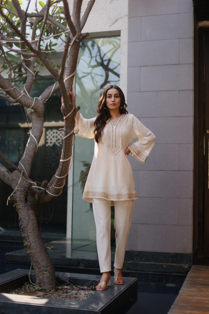 Flared Cotton Tassel Set
