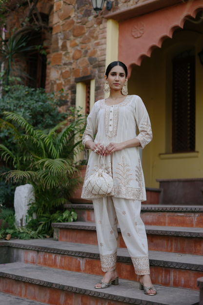 Off white kalidaar kurta with salwaar and dupatta