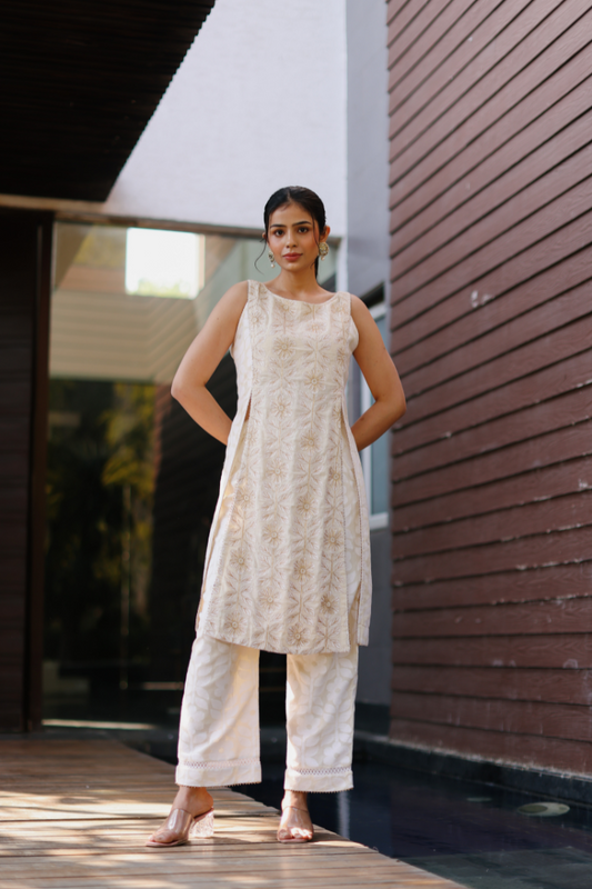 Zari Highlight Jacquard Set