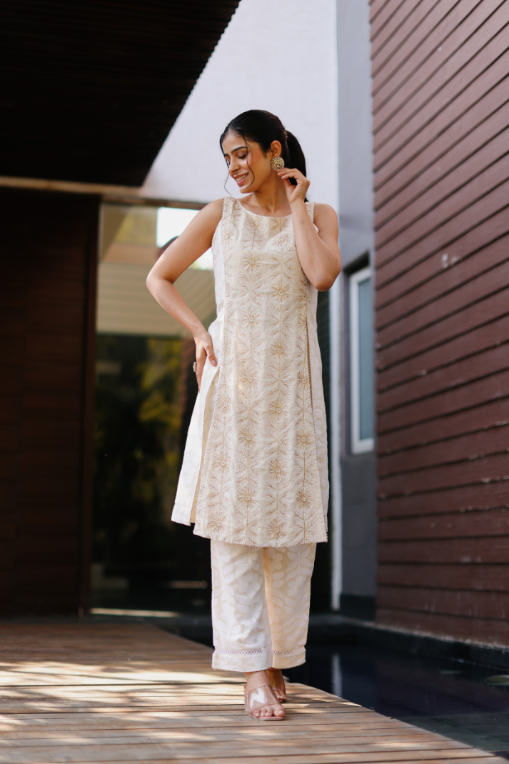 Zari Highlight Jacquard Set