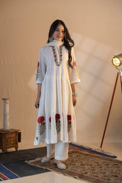 Embroidered Kurta with Coordinated Pants and Shaded Dupatta