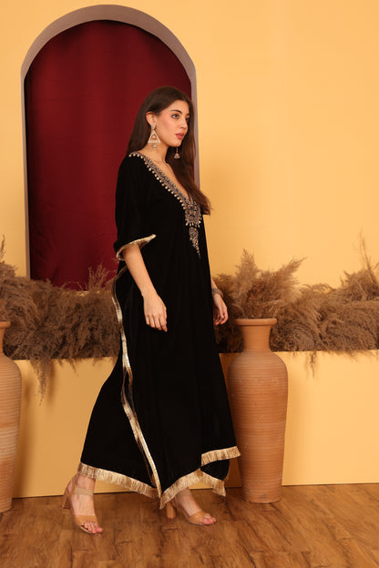 Elegant Black Velvet Kaftan Ensemble