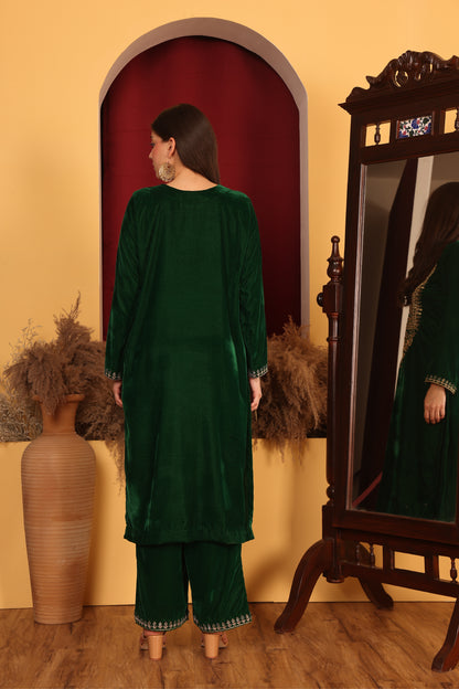 Elaborate Green Velvet Ensemble