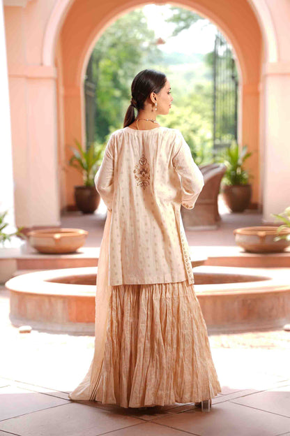 Off white Kurta with jacquard garara