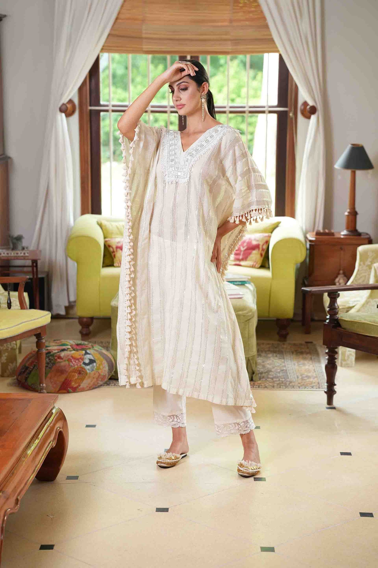 Textured Kaftan with neckline embroidery