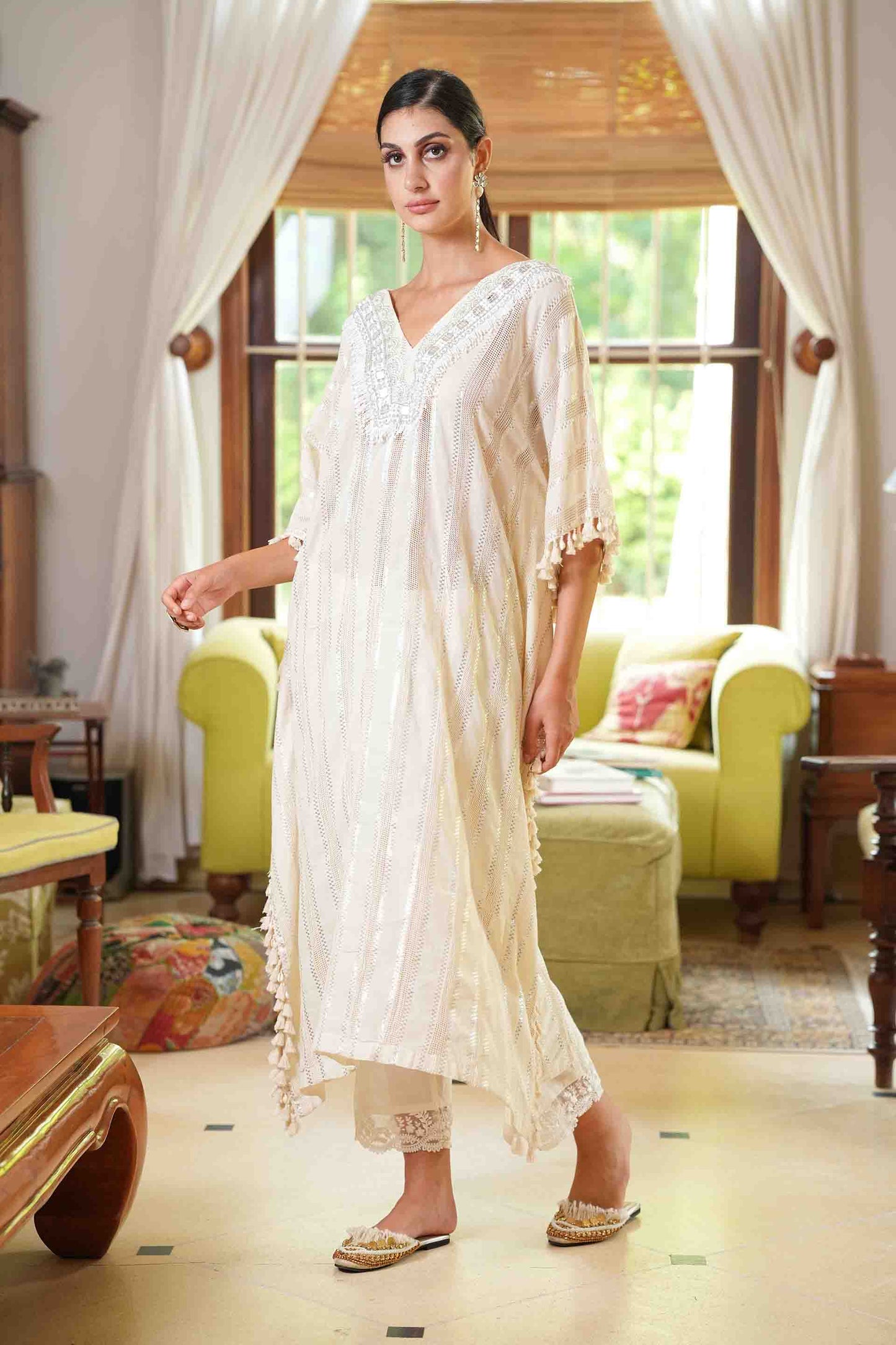 Textured Kaftan with neckline embroidery