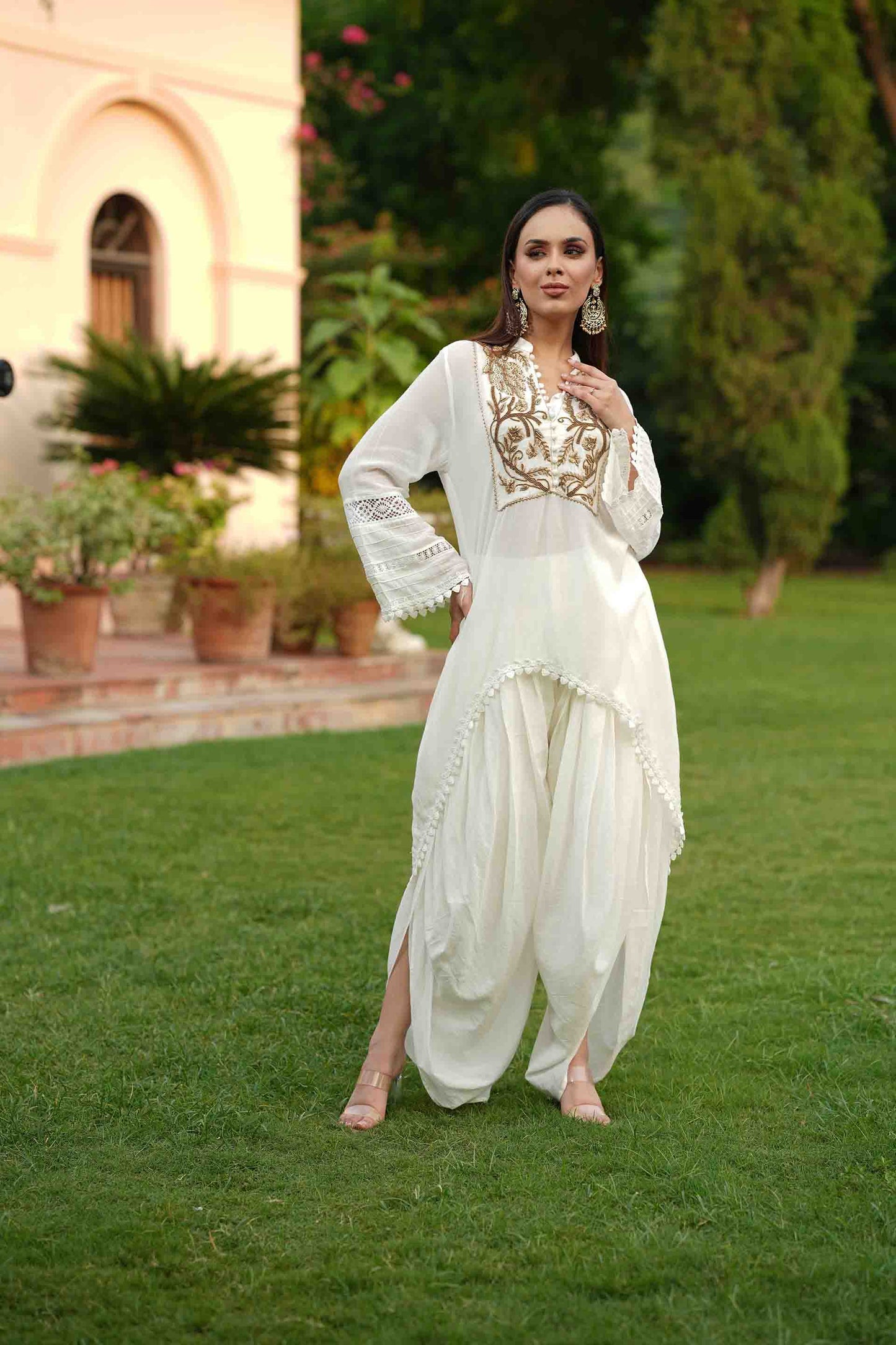 Bodice embroidered kurta and dhoti pants