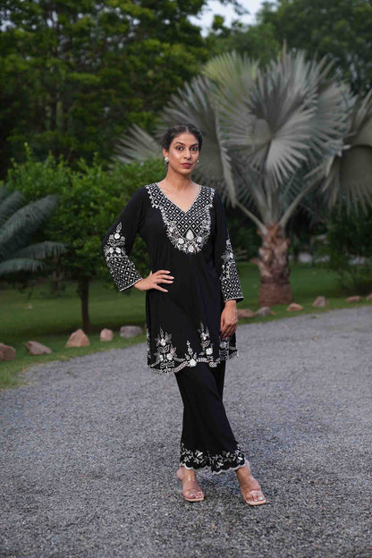 Black Mughal motifs and scallop kurta and pants